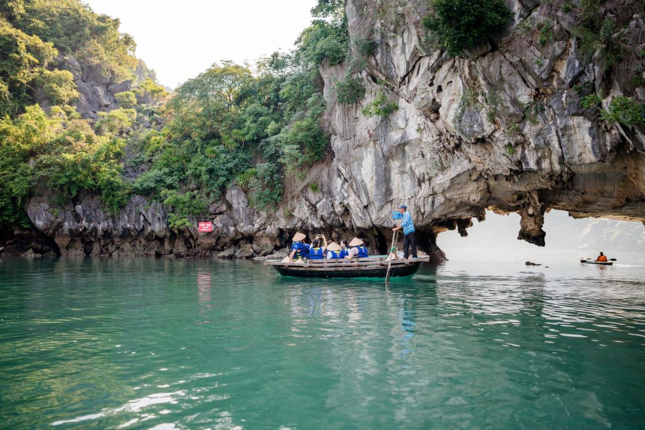 Rita Cruise Hotel Ha Long Exterior photo