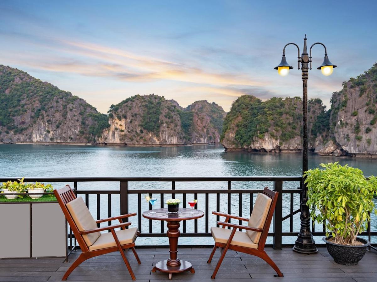Rita Cruise Hotel Ha Long Exterior photo