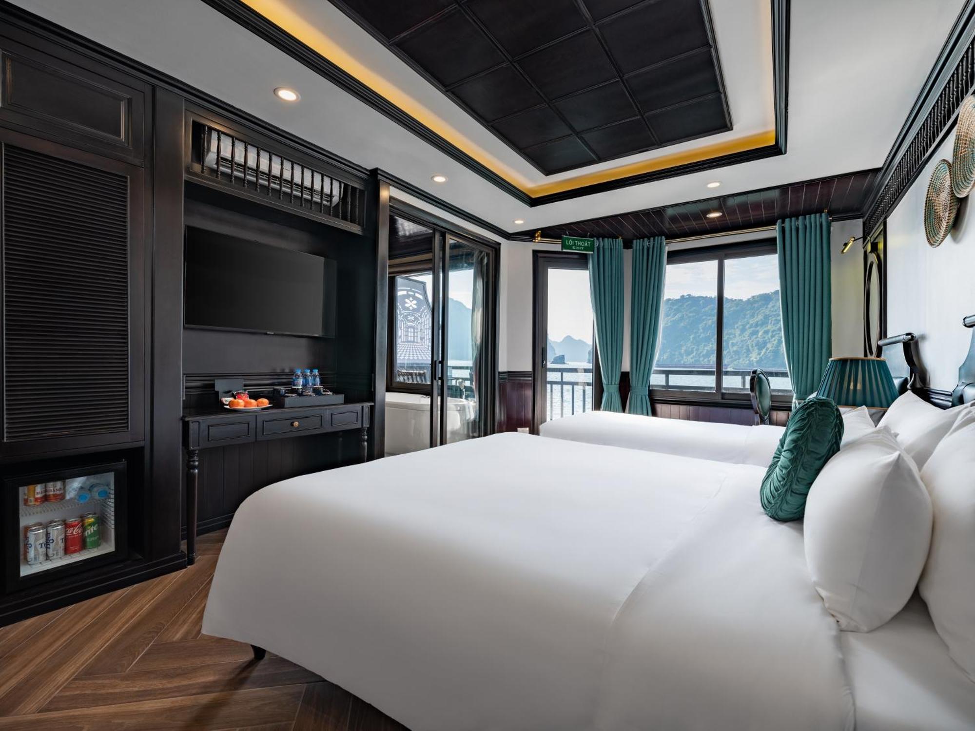 Rita Cruise Hotel Ha Long Exterior photo