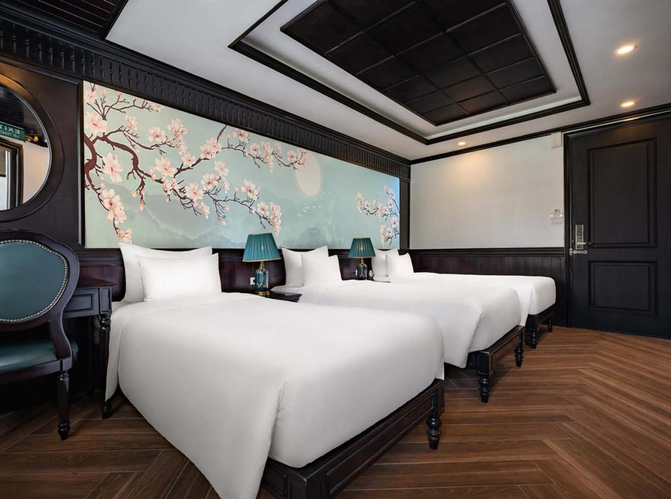 Rita Cruise Hotel Ha Long Exterior photo